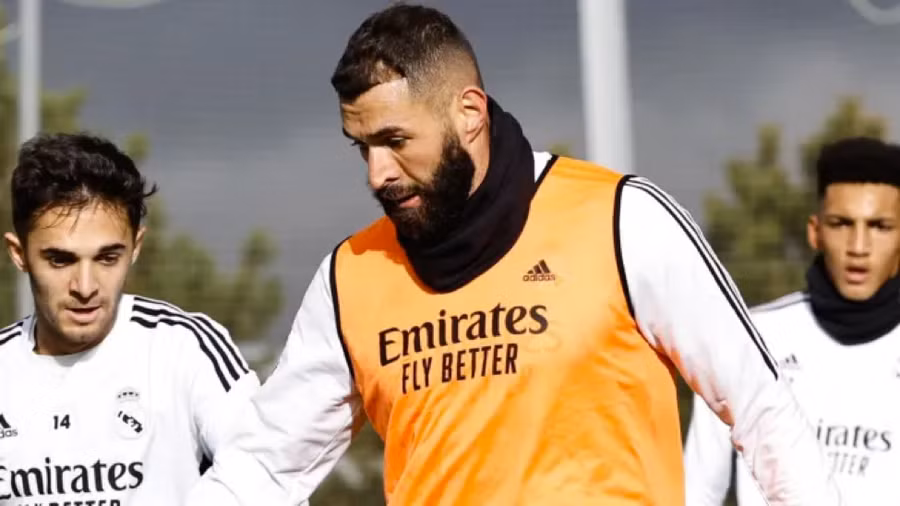 Pháp triệu hồi Quả bóng Vàng Benzema đấu Argentina ở chung kết World Cup? 