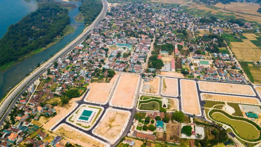 Quảng Ngãi hiện còn nhiều dự án chậm triển khai, dù đã có thông báo thu hồi đất nhiều năm nay nhưng tiến độ vẫn “giậm chân tại chỗ”.