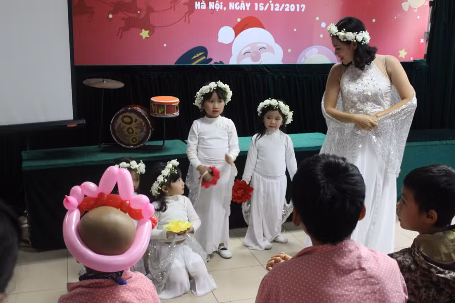 Chương trình văn nghệ mừng giáng sinh Chương trình văn nghệ mừng giáng sinh
