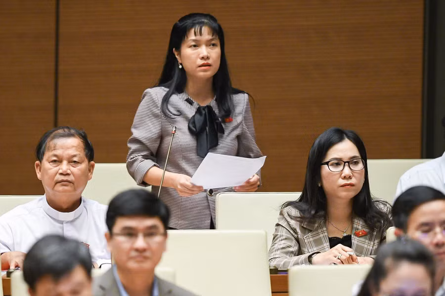 Đại biểu Tạ Thị Yên (Điện Biên).
