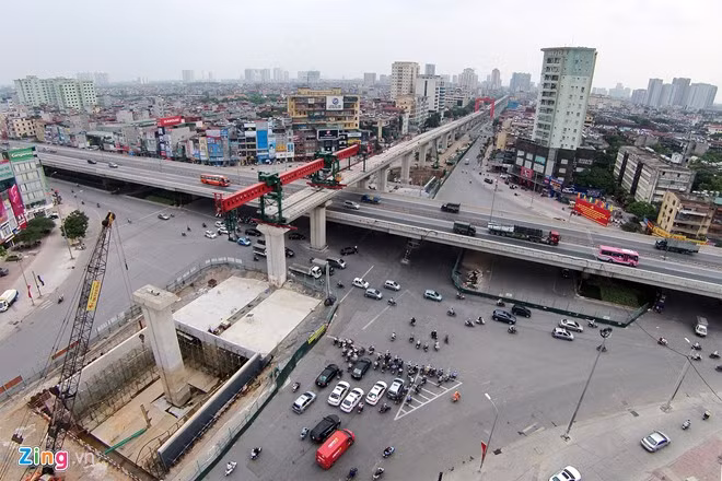 Giao lộ 4 tầng đầu tiên ở Việt Nam đang hình thành