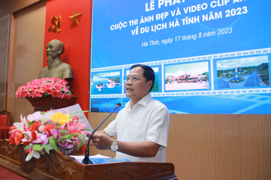 Ông Nguyễn Văn Công phát biểu tại buổi Lễ. (Ảnh: Vũ Long).