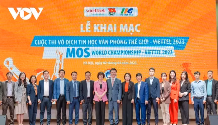 Theo BTC, có gần 2.200 thí sinh xuất sắc được tuyển chọn từ 240 đội tuyển. Theo BTC, có gần 2.200 thí sinh xuất sắc được tuyển chọn từ 240 đội tuyển.