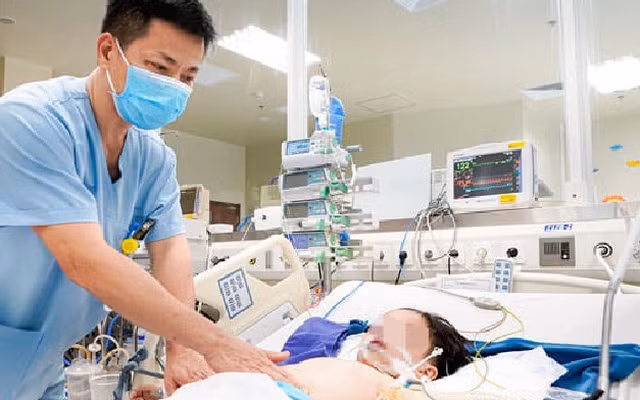 Trẻ nhập viện do tai nạn thương tích tại Bệnh viện Nhi Trung ương. Ảnh: BVCC
