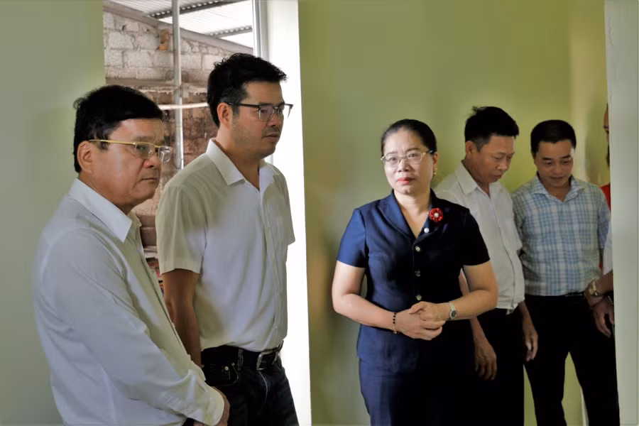 Đây là ngôi nhà thứ 24 mà Văn phòng Báo phối hợp với các nhà hảo tâm thực hiện tại địa bàn Hà Tĩnh. Ngôi nhà này có sự hỗ trợ của nhiều doanh nghiệp, cá nhân, trong đó Công ty cổ phần DNT Group hỗ trợ 70 triệu đồng.