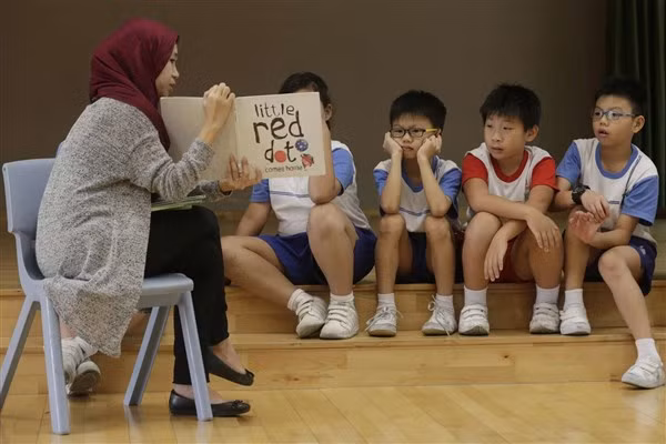 Giáo viên phải liên tục trau dồi kỹ năng sư phạm.
