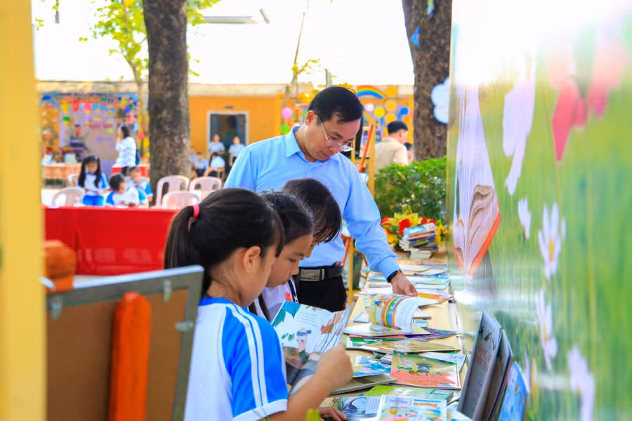 Ngày hội đọc sách 2024 là một sân chơi thú vị để học sinh trải nghiệm và học được nhiều điều bổ ích. (Ảnh: Hoàng Hải)
