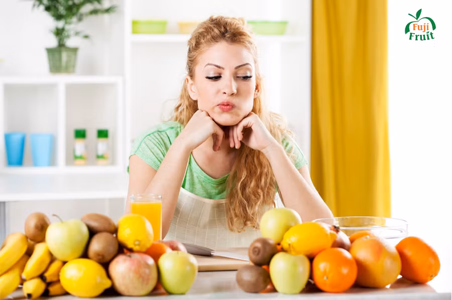 Trái cây có múi như cam, quýt… rất giàu vitamin C, có tác dụng làm giảm mức insulin và khuyến khích cơ thể tiêu hóa chất béo nhanh hơn.