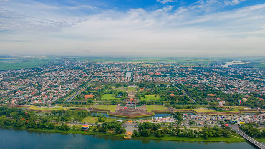 Đến năm 2045, Thừa Thiên Huế trở thành thành phố Festival, trung tâm văn hoá, giáo dục, du lịch và y tế chuyên sâu đặc sắc của Châu Á. (Ảnh minh họa) Đến năm 2045, Thừa Thiên Huế trở thành thành phố Festival, trung tâm văn hoá, giáo dục, du lịch và y tế chuyên sâu đặc sắc của Châu Á. (Ảnh minh họa)
