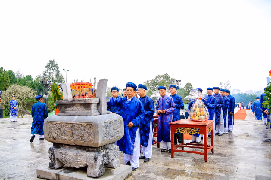 Việc tổ chức nhằm thể hiện sự tôn kính, tri ân và tưởng nhớ đến công lao to lớn của vua Quang Trung. Việc tổ chức nhằm thể hiện sự tôn kính, tri ân và tưởng nhớ đến công lao to lớn của vua Quang Trung.