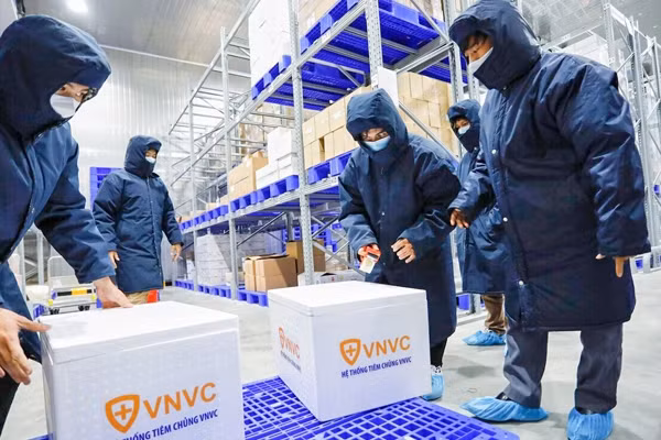 Kho lạnh bảo quản vắc xin AstraZeneca tại TP Hồ Chí Minh. Ảnh: VNN.