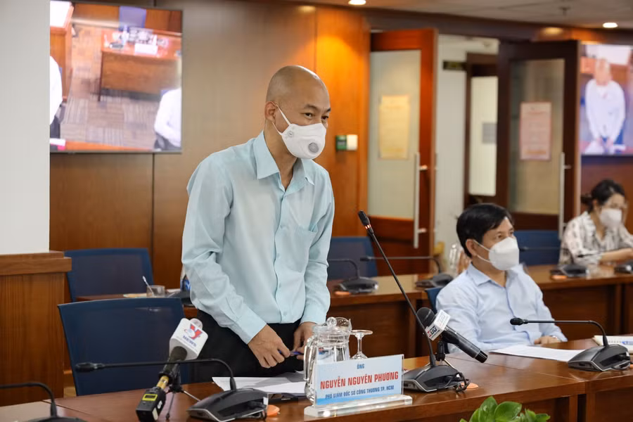 Phó Giám đốc Sở Công Thương Nguyễn Nguyên thông tin về công tác “Đi chợ hộ”. Ảnh: Khang Minh.