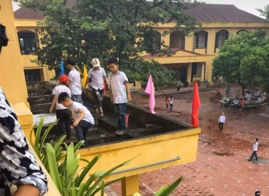 Bức ảnh đăng trên mạng xã hội gây tranh cãi.