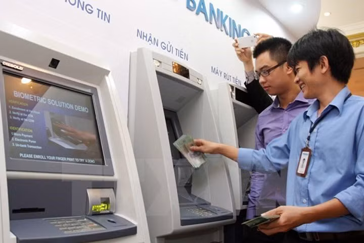 Tổng Liên đoàn Lao động đề xuất tăng lương tối thiểu thêm 400.000 đồng