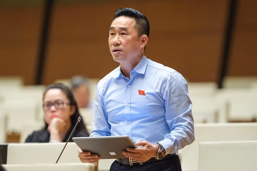 Đại biểu Nguyễn Hải Anh: Làm rõ giải pháp phục hồi du lịch sau đại dịch. Ảnh: Quochoi.vn. Đại biểu Nguyễn Hải Anh: Làm rõ giải pháp phục hồi du lịch sau đại dịch. Ảnh: Quochoi.vn.