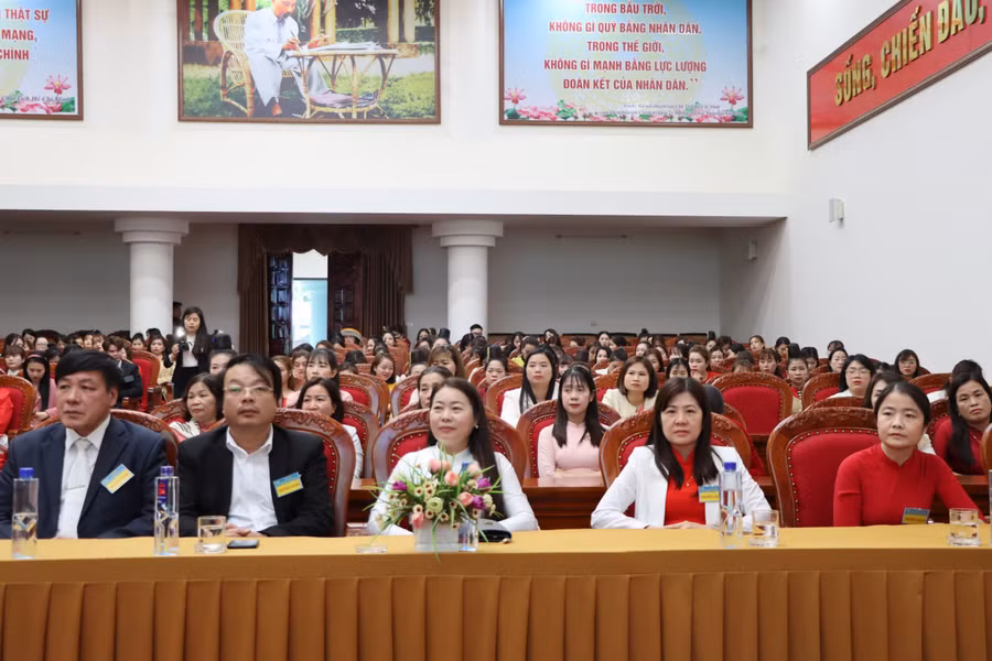 Các đại biểu tham dự hội thi.