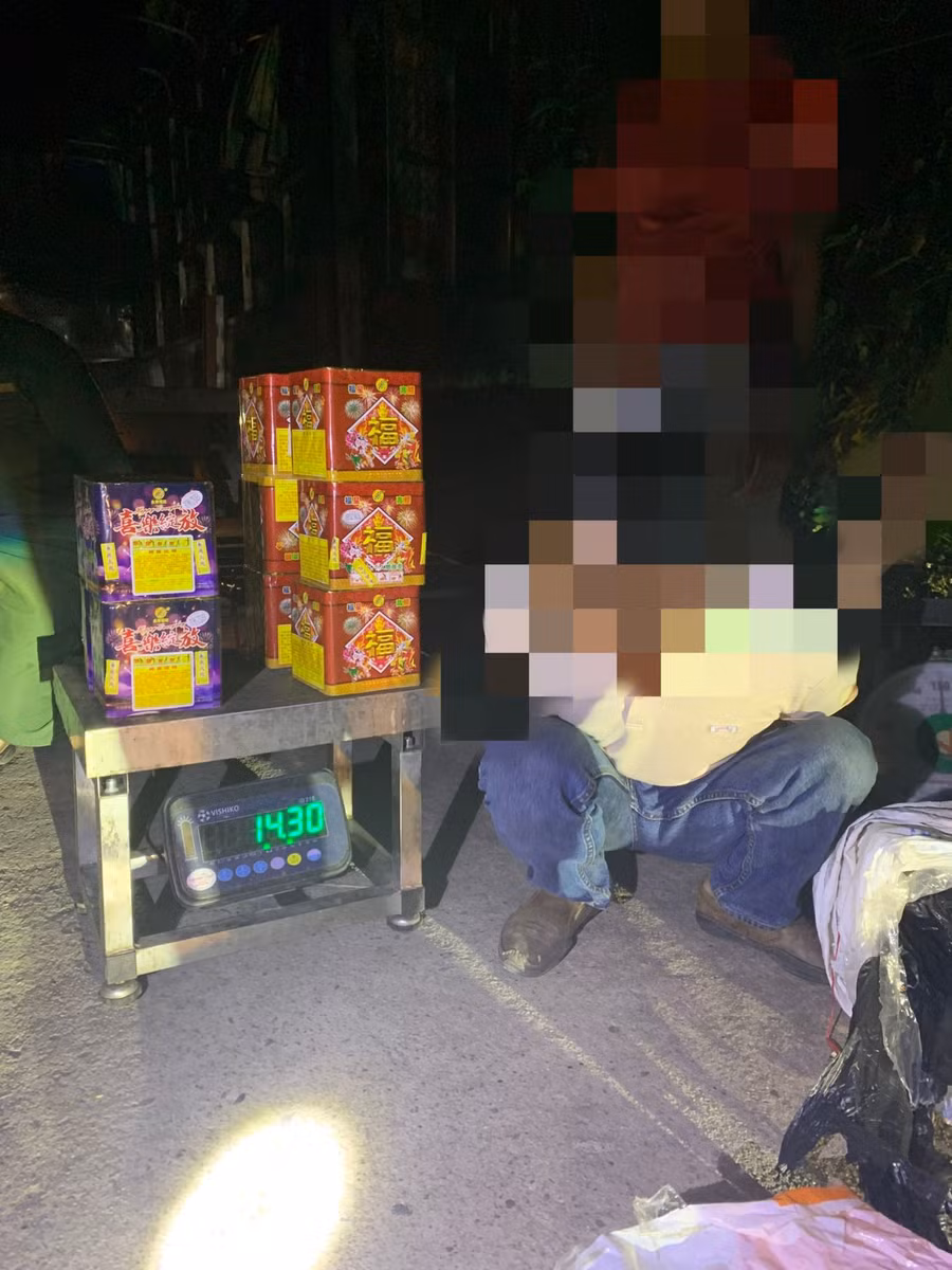 Lực lượng chức năng phát hiện, xử lý các hành vi vi phạm tàng trữ, vận chuyển, buôn bán hàng cấm.