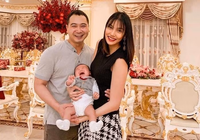 Sự thật không như mơ đằng sau những bức ảnh sang chảnh của bà mẹ bỉm sữa Lan Khuê