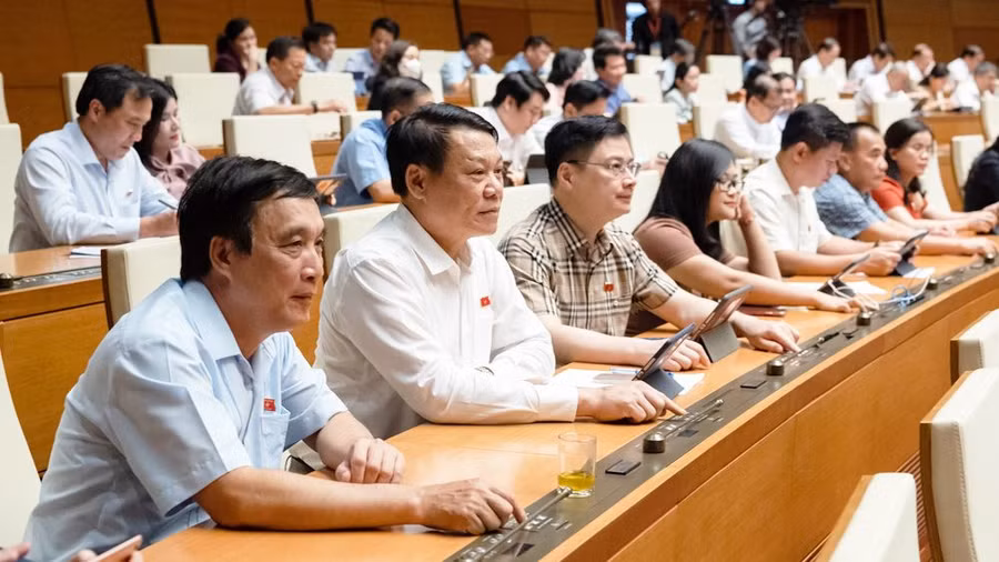 Quốc hội đã tiến hành biểu quyết thông qua Luật Giá (sửa đổi).