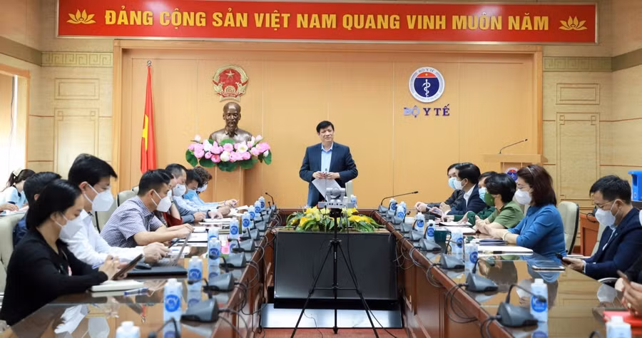 Các địa phương đã được phân bổ vắc-xin phải tăng tốc tiêm chủng.