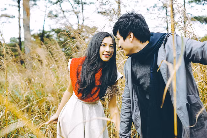 Hoàng Oanh hóa cô bé quàng khăn đỏ ảnh 6