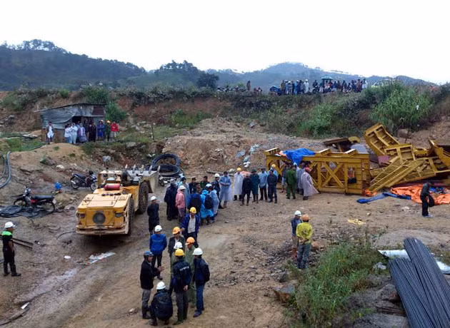 Sập hầm thủy điện, 12 người đang mắc kẹt ảnh 3