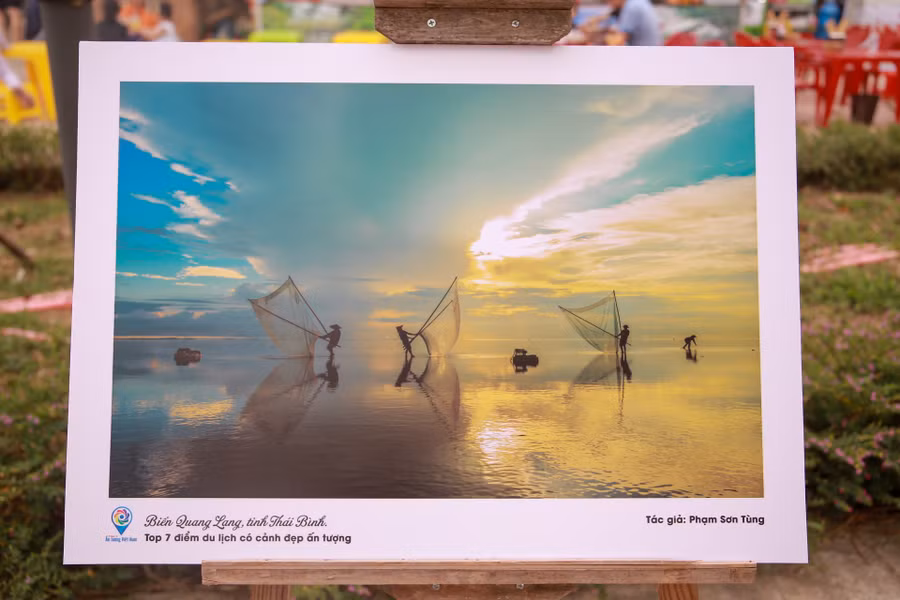 Biển Quang Lang, tỉnh Thái Bình của tác giả Phạm Sơn Tùng lọt Top 7 điểm du lịch có cảnh đẹp ấn tượng năm 2022.