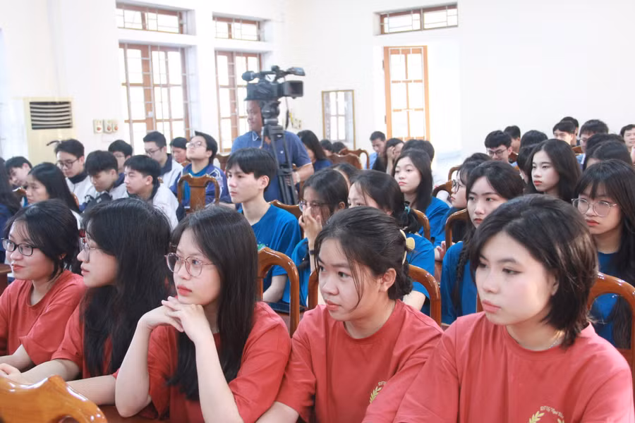 Đây là lần thứ 2, Hà Tĩnh có số lượng học sinh dự thi đông.