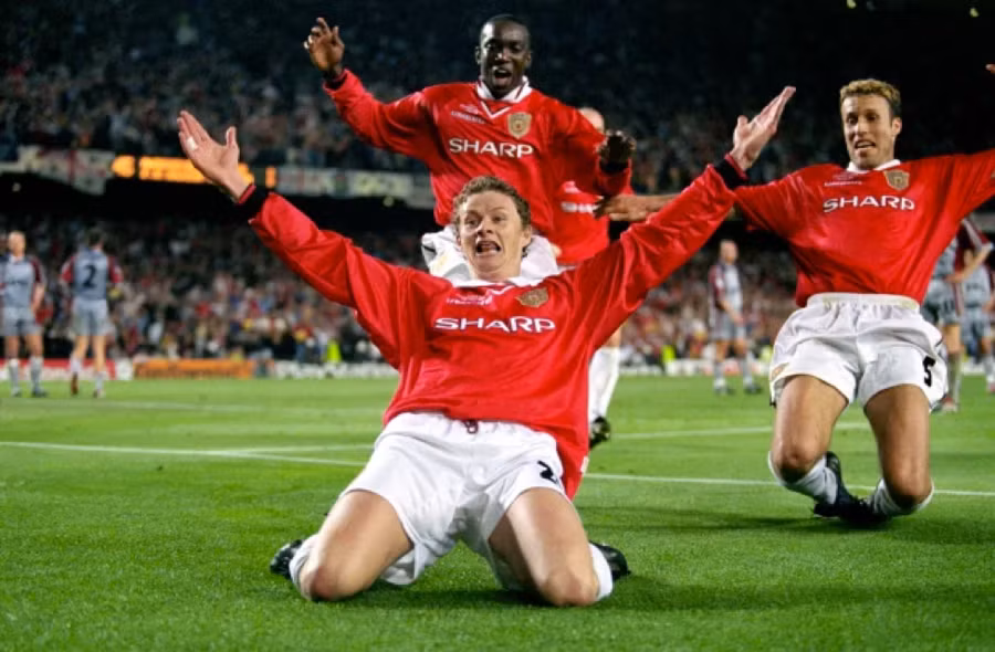 Kỷ lục trước đó do Ole Gunnar Solskjaer thiết lập trong trận chung kết Champions League năm 1999. Kỷ lục trước đó do Ole Gunnar Solskjaer thiết lập trong trận chung kết Champions League năm 1999.