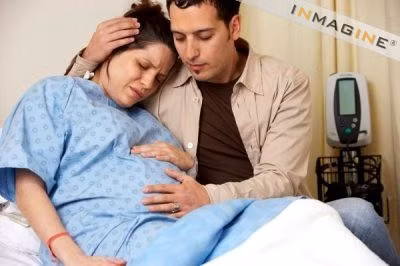 Điều hai vợ chồng cần làm trước khi con chào đời