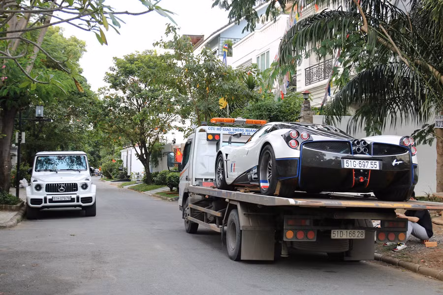 Minh Nhua se mang dan xe 100 ty den le cuoi con gai? hinh anh 4 