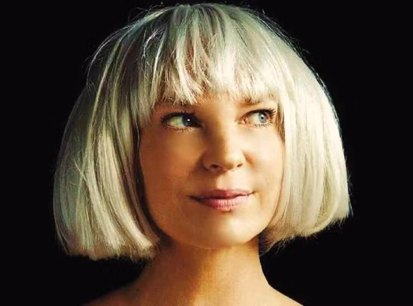 Những sao Hollywood bị người hâm mộ "quay lưng" ảnh 1
