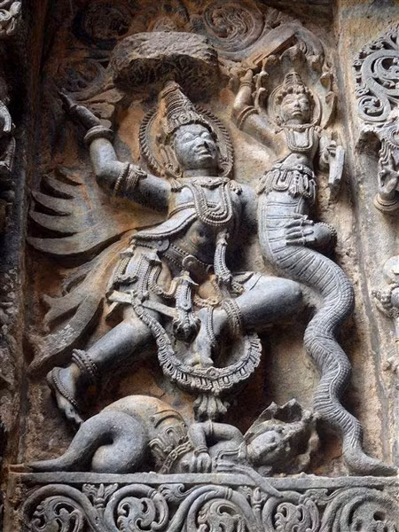 Xà nhân Naga.