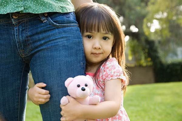Cách hay dạy trẻ không còn nhút nhát giao tiếp ảnh 9