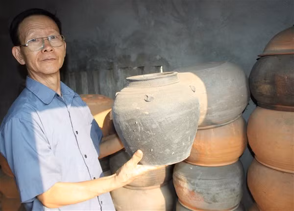 Nghề làm gốm ở Hiển Lễ đã kết thúc.