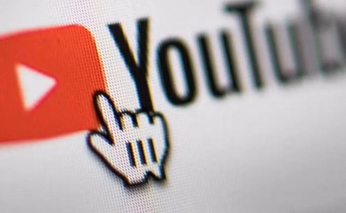 Phát hiện và truy thu được tiền thuế của các cá nhân kiếm tiền từ YouTube rất khó khăn. Ảnh: Getty.