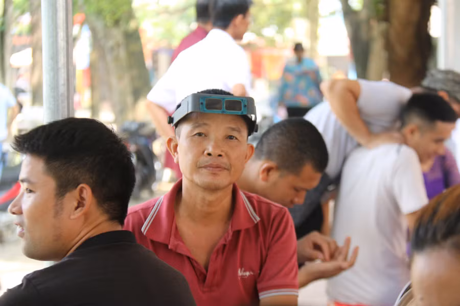 Bất ngờ những món hàng nhỏ xíu giá tiền tỷ trong khu chợ quê ở Yên Bái