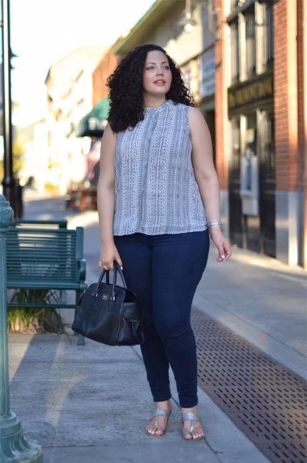 Chọn quần jeans hợp với người mập