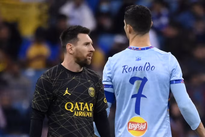 Messi chờ đợi cuộc so tài với Ronaldo vào ngày 1/2 tới.