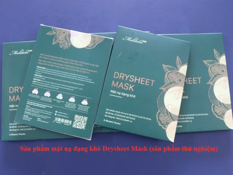 Mặt nạ dưỡng da với màng Nanocellulose-Naringin từ vỏ bưởi.