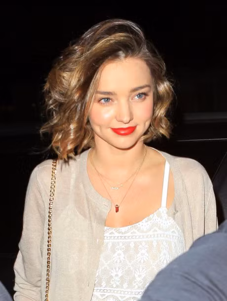 Miranda Kerr xuat hien cuc quyen ru voi nhan dinh hon kim cuong - Anh 2