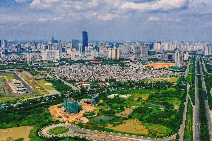 Một số dự án bất động sản có đủ điều kiện chào bán nhưng chủ đầu tư không dám bung hàng vì lo bán không được sẽ bị bể kế hoạch kinh doanh.