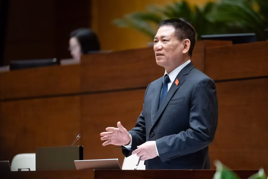 Bộ trưởng Tài chính Hồ Đức Phớc. 