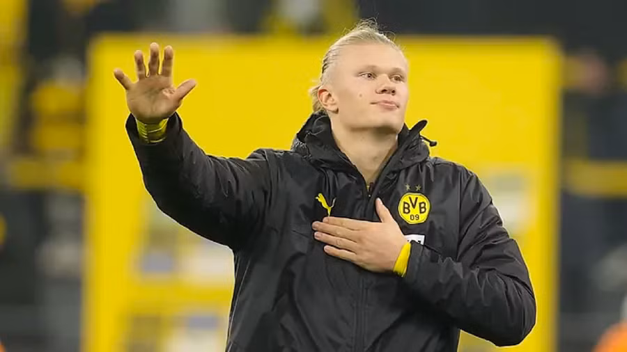Giám đốc điều hành Dortmund tỏ vẻ giận dữ khi được hỏi về khả năng giữ chân tiền đạo Haaland.