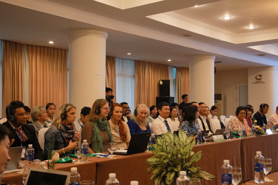 Hội thảo quy tụ nhiều chuyên gia đến từ các cơ sở giáo dục trong và ngoài nước tham dự.