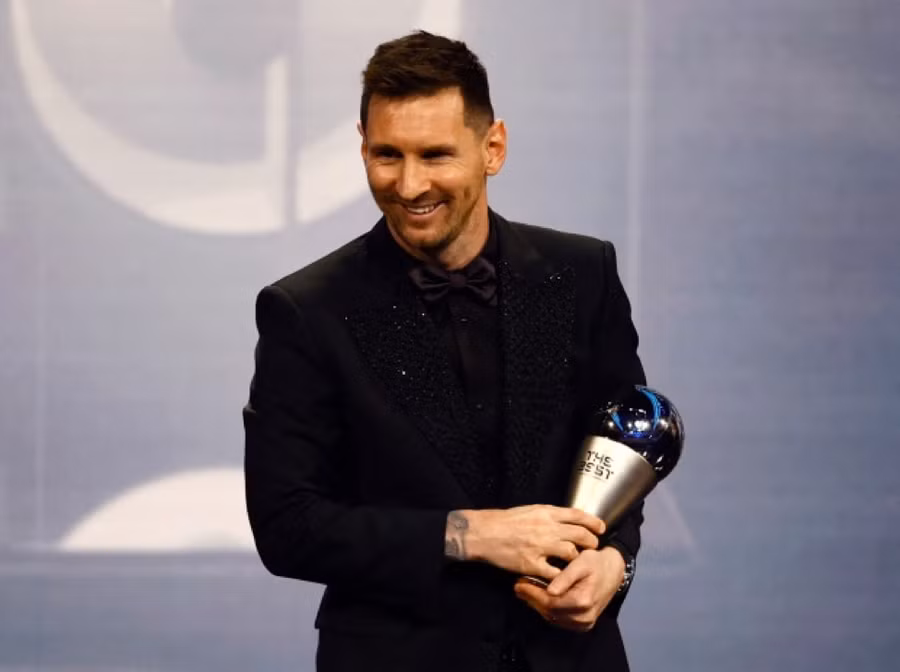 Messi giành giải The Best của FIFA.