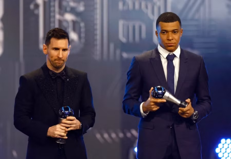 Messi thắng giải FIFA The Best 2022, sánh ngang Ronaldo ảnh 4