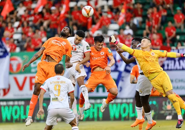 Nam Định lỡ ngôi đầu sau vòng 4 V.League 2023