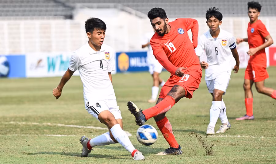 U19 Lào bất ngờ thắng 3 trận liên tiếp, sớm vào bán kết giải U19 Đông Nam Á 2022. 