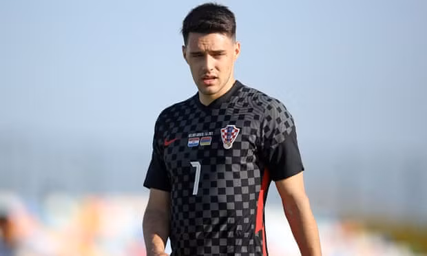 Josip Brekalo của Croatia.